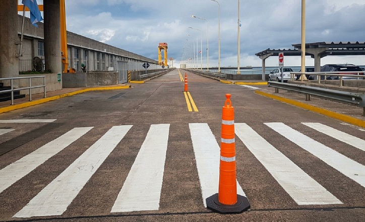 Ituzaingó- Ayolas: continúa cerrado preventivamente el paso sobre Yacyretá