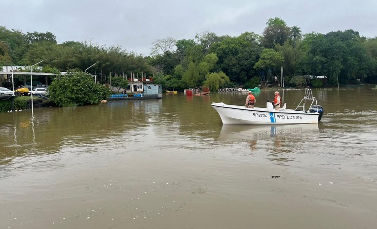 Prefectura activó el Plan ante Inundaciones por la creciente del río Paraná